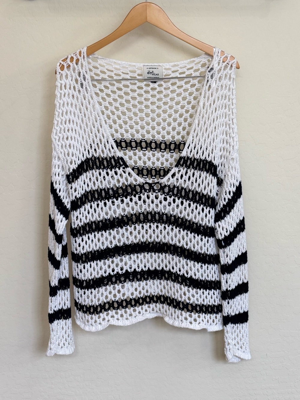 Cotton On Knitwear Striped Open Knit V-Neck Mesh Sweater White Black Size L